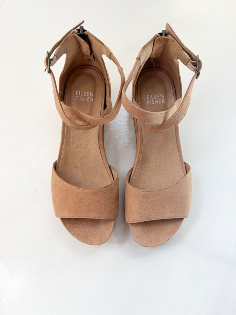 Eileen Fisher Emmy Tan Tumbled Nubuck Wedge Sandals Women’s Size 6M Platform